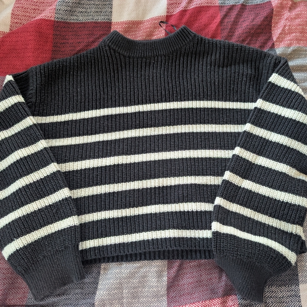 Girls Cropped Sweater